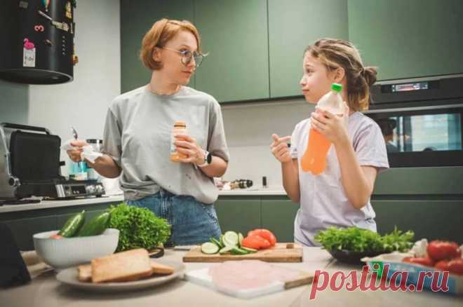 Продукты вызывающие депрессию, тревогу и стресс. Еда и психика Когда мы думаем о связи еды с психикой, то обычно вспоминаем только об алкоголе и кофеине. И зря, продукты могут реально влиять на наше настроение и работу мозга.