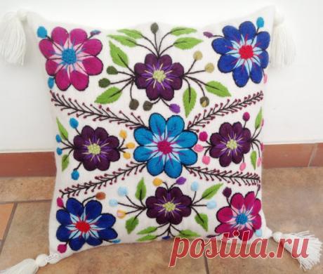 Peruvian pillow embroidered cushion cover 16x16 alpaca by khuskuy