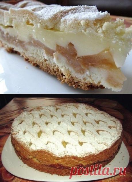 Как приготовить яблочный пирог с нежным кремом - рецепт, ингридиенты и фотографии