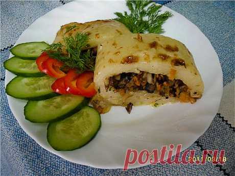 Постный картофельный рулет с овощами.