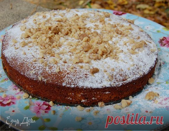Апельсиновый кекс с орехами и медом . Ингредиенты: мука, апельсины, сахар Вместо меда подойдет кленовый сироп, а вместо апельсинов — лимоны или грейпфрут. Цедру цитрусовых можно не натирать на терке, а срезать ножом и мелко порубить.