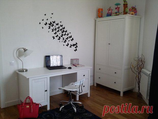 Моя детская: треугольная светлая комната для девочки