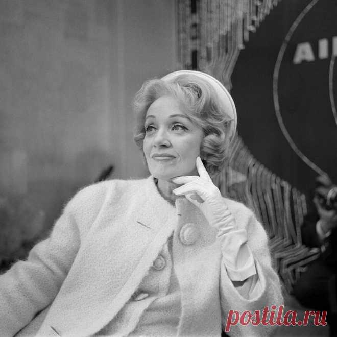 1962. В аэропорту Орли