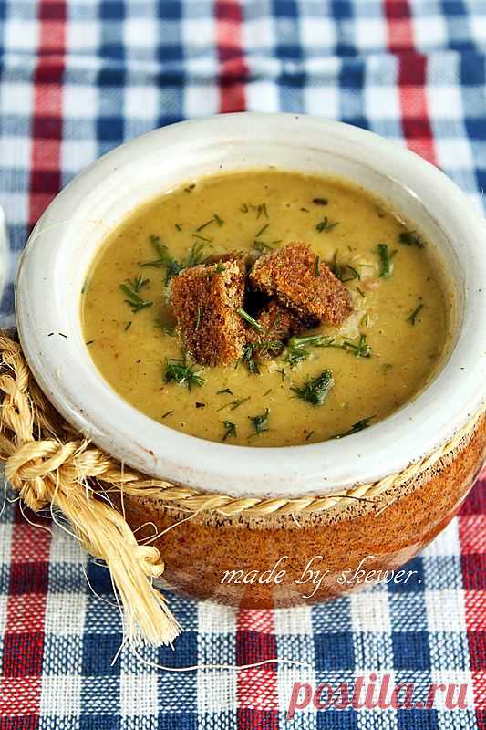 Пряный суп-пюре с брокколи.