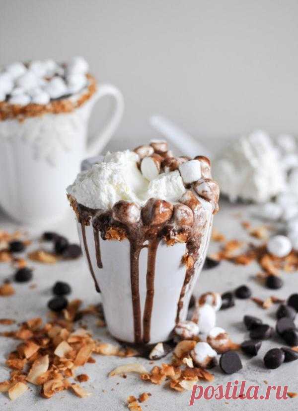 Slow Cooker Coconut Hot Chocolate | How Sweet It Is