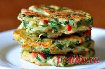 Дранички с ветчиной, сыром и зеленью — Домашняя кулинария