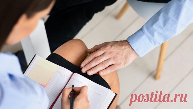 В Москве уволенного за домогательства учителя вновь заподозрили в приставаниях к детям. Московского учителя, уволенного за домогательства в отношении учениц, задержали по подозрению в педофилии. Об этом сообщает mk.ru. По предварительным данным в домогательствах заподозрили педагога одной из школ на северо-западе Москвы. ...