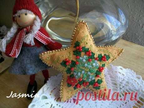 ВИНТАЖ от Marijke van Ooijen. Рождественская звезда из мешковины с вышивкой.