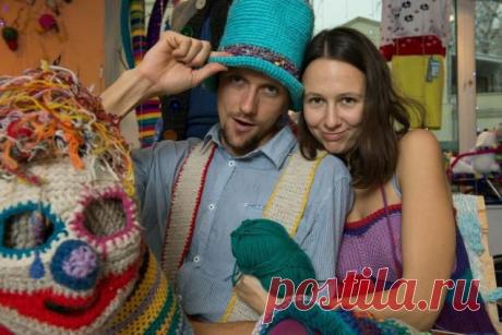 Они идут по жизни смеясь! Интервью с мастерами-вязайнерами Тимофеем и Тамарой - Ярмарка Мастеров - ручная работа, handmade