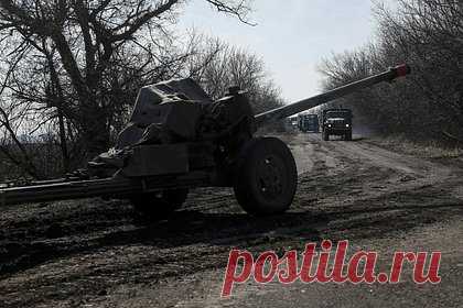 Украинский политолог возмутился замалчиванием гибели 108 бойцов ВСУ. Группа бойцов ВСУ из 108 человек, которым разрешили уехать домой в отпуск, оказались уничтожены по дороге армией России под Авдеевкой. Об этом рассказал украинский политолог Виталий Бала, возмутившись тем, что никакого официального сообщения об этом инциденте от властей не последовало.