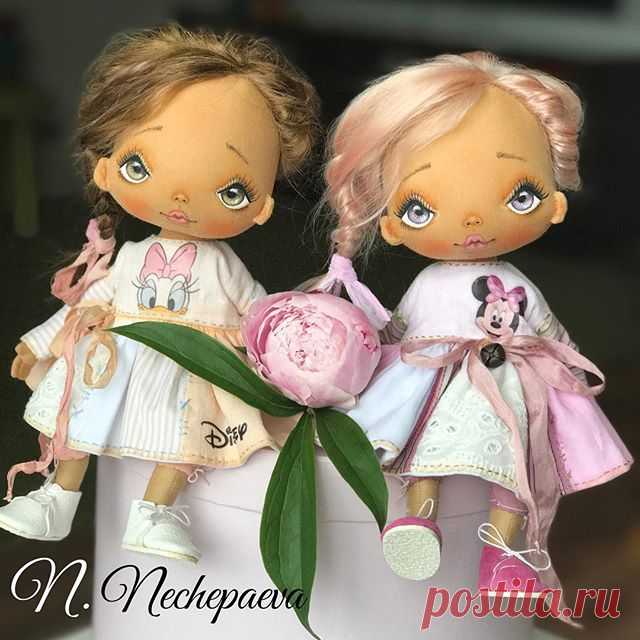 Спасибо всем вам 🌸🌸🌸!!! Милые, я очень прошу не расстраивайтесь 🙏🏻💖💖💖. Куклы ещё будут. Пока вы их ждёте - я шить не перестану! Обещаю!!!
Обнимаю вас и желаю хороших выходных 🌞💖🌸🌸🌸!
Скоро новенькие 🙌🏼...