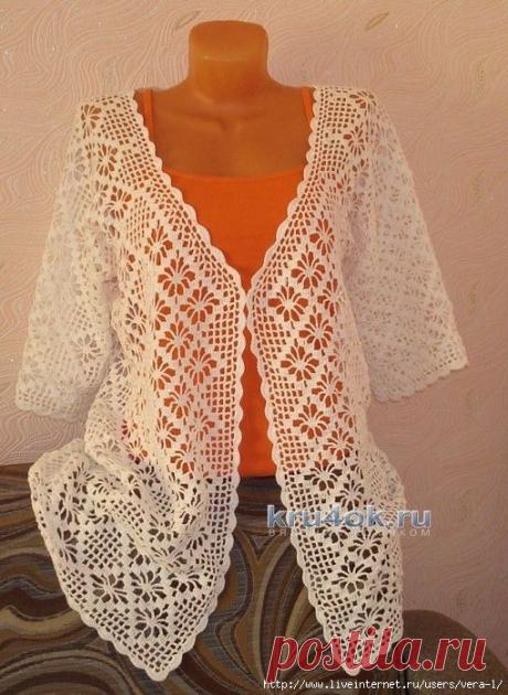 Вязаный крючком жакет — работа Натальи