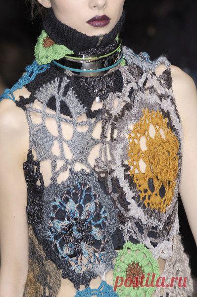 Missoni Fall 2010 Runway Pictures - StyleBistro