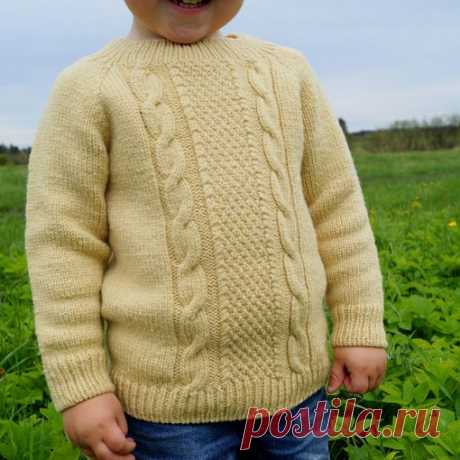 Свитер для мальчика 3-4 лет. Связан из пряжи Вискомерино, в 2 нити. Спицы 3,5, расход 7,5 мотков.
 Схему вязания и видео, как вязать росток можно посмотреть на нашем канале в телеграм  https://t.me/knitideas