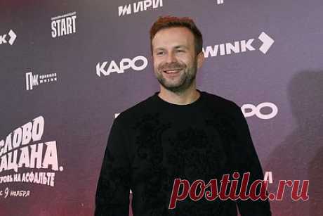 Режиссер «Вызова» высказался о съемках нового фильма о космосе. Режиссер частично снятого в космосе фильма «Вызов» и «Салют-7» Клим Шипенко не исключает создание нового фильма о космосе. Кинематографист пока не раскрывает конкретную идею, однако не исключает возможность появления третьего фильма на эту тему. Он отмечает, что появиться картина может и через десять лет.