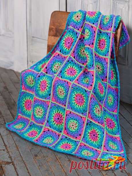 Lite &amp;#039;n Bright Baby Blanket | Yarn | Free Knitting Patterns | Crochet Patterns | Yarnspirations