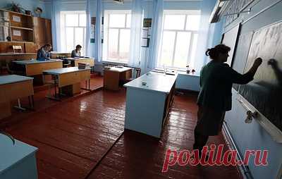 В ЛНР работают 15 земских учителей. Среди них семейная пара из Хабаровского края, воспитывающая четырех детей
