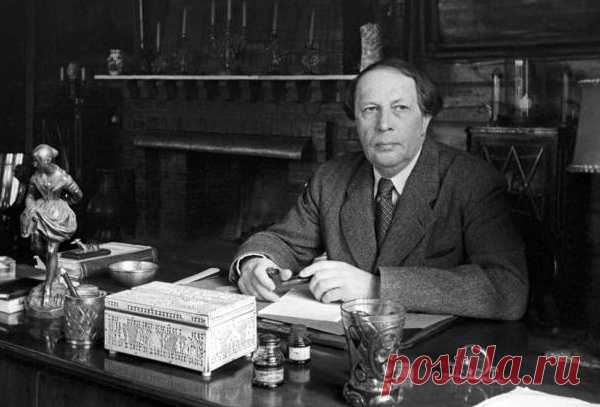 «Красный граф» Алексей Толстой — Интересные факты