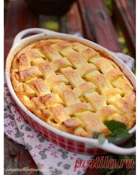 ДОМАШНИЕ ЗАГОТОВКИ в Instagram: «Яблочный именинный пирог. ⠀ Нежный, ароматный – просто прелесть! ⠀ Вам потребуется: ⠀ для теста я взяла:  200 г сливочного масла;  1…»