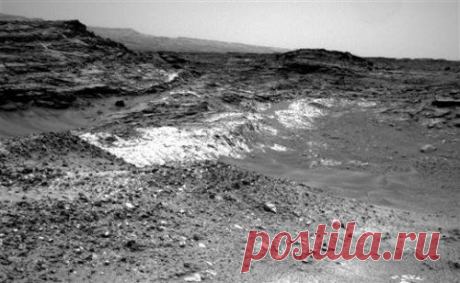 Марсоход Curiosity вынужден изменить маршрут, столкнувшись с непреодолимым препятствием / Интересный космос