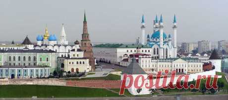 Каза́нь — город в Российской Федерации, столица Республики Татарстан, крупный порт на левом берегу реки Волги, при впадении в неё реки Казанки. По численности населения относится к городам-миллионерам. В Казани проживают люди в основном русской и татарской национальности.