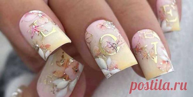 Актуальный маникюр и красивые стильные ногти + 460 фото Актуальный и стильный маникюр 2024: дизайн на красивые ногти, фото модных ногтей с градиентом, френчем, стразами, блестками.