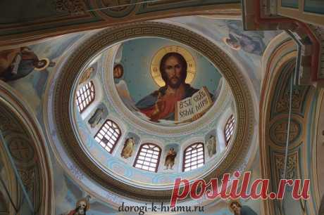 Старица. Свято-Успенский монастырь. Купол Троицкой церкви|