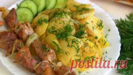 Шашлык из свинины с картошкой в духовке!Простое, но вкусное горячее блюдо!