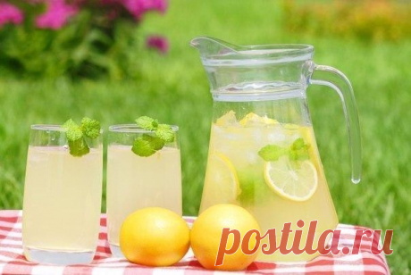 ОН ОПУСТИЛ НОГИ В ВОДУ С СОДОЙ НА НЕСКОЛЬКО МИНУТ. НЕ ЗНАЛА, ЧТО ЭТО РАБОТАЕТ!