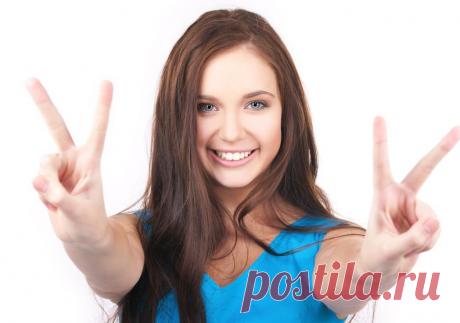 Как поверить в свои силы? Вся проблема кроется в неуверенности в себе. Перед тем, как что-то ответить на публике, да и вообще, совершить какой-то поступок в жизни, у человека в голове рисуется схема дальнейших событий. У большинства, к сожалению, исход вырисовывается фатальным. Почему?Есть множество факторов.Ваша семья. Хорошо, когда родители мыслят позитивно и подбадривают.Ваше окружение. Возможно, Вы общаетесь с людьми, которые постоянно Вас прессингуют и критикуют