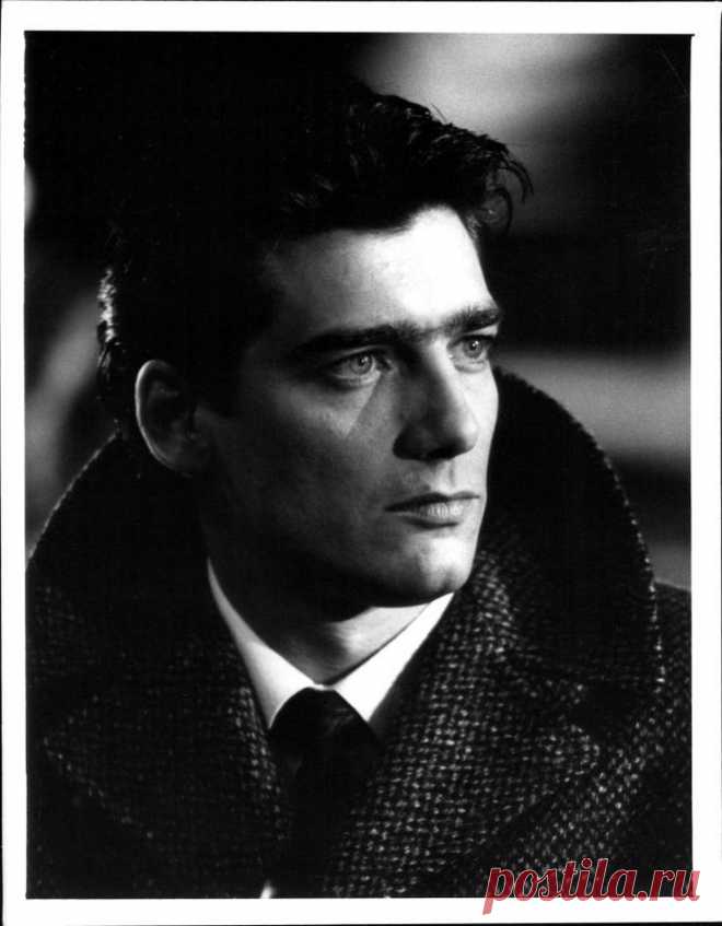 Кен Уол