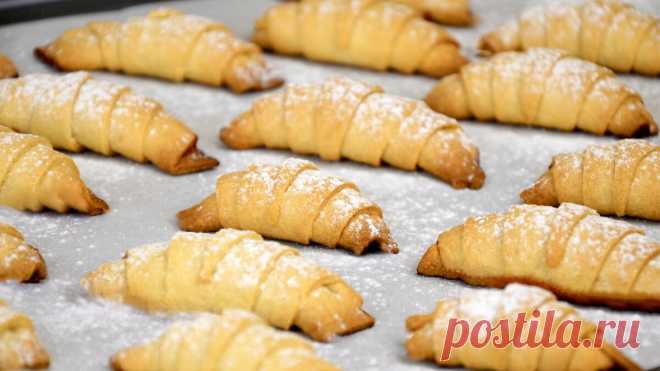 Беру Полстакана Сметаны и получаю Полкилограмма Рогаликов! Вкусные хрустящие рогалики с повидлом! | А давай приготовим? | Дзен