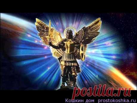 Рунические формулы по защите (подборка) | Кошкин дом 1. Универсальный защитный щит    Thurisaz-Tiwaz-Thurisaz Мы объявляем некую область подлежащей защите. Как только идет нападение, происходит разрушение этого нападение, рассеивание его. Вносится хаос в атаку врага. Защитный щит. Великолепно работает. Самая мощная защита от магического нападения, от любой негативной энергии, от вредоносного воздействия. Придает силу и способность выдержать любой натиск. 2. Защитный щит «З...