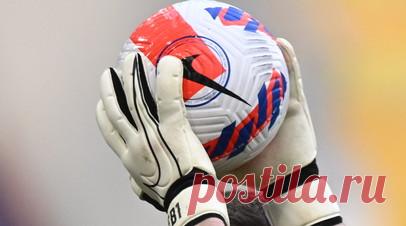 Романцев: сейчас любое прикосновение — и у игроков такая гримаса. Бывший главный тренер московского «Спартака» Олег Романцев поделился мнением о симуляциях на поле. Читать далее