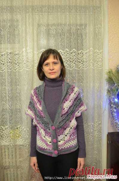 Жилет-шаль.
Автор: Манимка из Страна Мам
Нитки Ализе Реал 40 в 100гр. 480м, ушло 2,5 мотка, крючок 3,5.