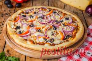 Пицца простые рецепты | Мир Женщины/Ароматная быстрая пицца в духовке получается ни чем не хуже творений известных пиццерий. Нужно лишь правильно подобрать для нее вариант теста и начинки.