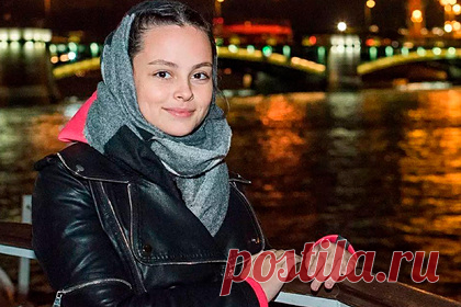 Астраханка заняла первое место в международном вокальном конкурсе. Студентка Астраханского музыкального колледжа имени Мусоргского Александра Дроздова заняла первое место в международном вокальном состязании-премии «Свободная птица» композитора Анны Петряшевой. Дроздова, обучающаяся на первом курсе отделения «Теория музыки», стала лауреатом первой степени в категории «Рок».