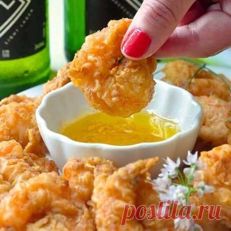 ТОП - 6 РЕЦЕПТОВ КЛЯРА ДЛЯ РЫБЫ
Не каждая рыба, остается сочной и вкусной после жарки, поэтому предлагаем приготовить ее в кляре. Рыба жаренная в кляре не оставит равнодушными любителей рыбных блюд.

В любой из этих рецептов приготовления кляра можно добавить любые мелкоизмельченные овощи, а также рубленную зелень. Добавляя овощи и зелень, кляр получается ароматным и каждый раз иной на вкус, а с ним и рыба становится вкуснее и полезнее.

Ингредиенты:
1 кг рыбы
растительное...
