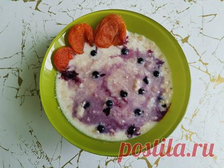 Овсяная каша на молоке в мультиварке - на vse-o-ede-online.ru Овсяная каша на молоке в мультиварке. Рецепт приготовления. Для приготовления потребуется овсяная крупа, молоко, сахар, сливочное масло мультиварка.