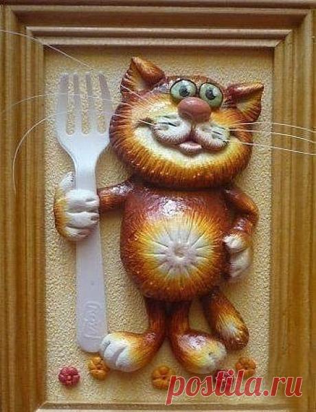 Лепим котика из соленого теста.