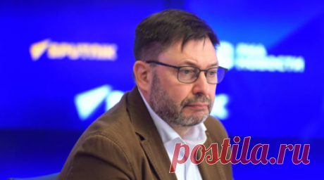Вышинский назвал убийство Ильи Кивы террористической акцией. Член Совета по правам человека при президенте России, исполнительный директор «России сегодня» Кирилл Вышинский в беседе с RT прокомментировал сообщения об убийстве бывшего депутата Верховной рады Украины Ильи Кивы. Читать далее