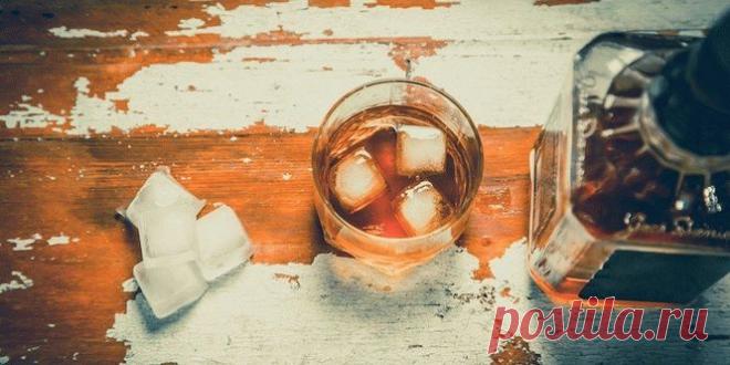 Почему Вам необходимо выпивать по рюмочке виски каждый день