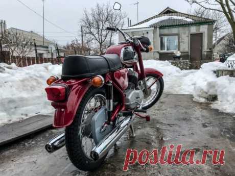 Jawa 350 634-01 - «вишневка», которая сменила «старуху» / Назад в СССР / Back in USSR