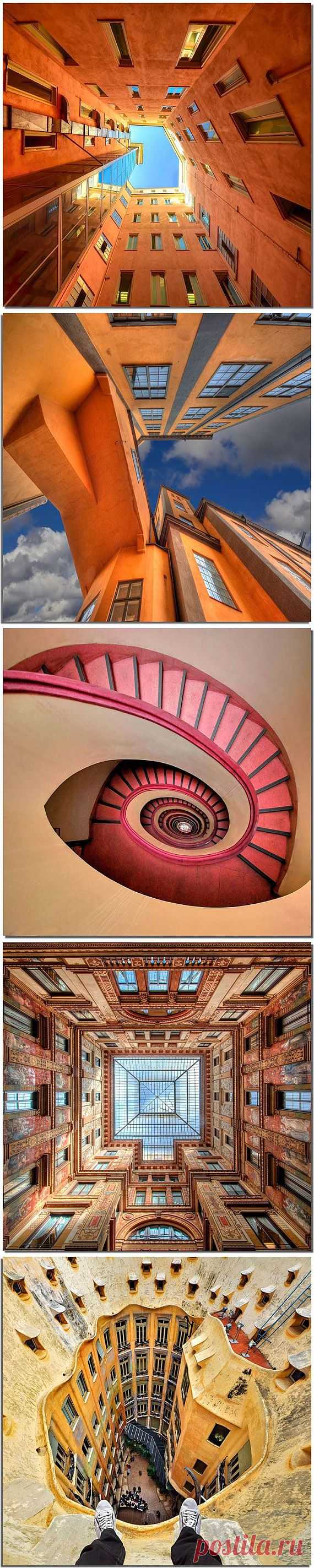 Над головой и вверх ногами / Туристический спутник