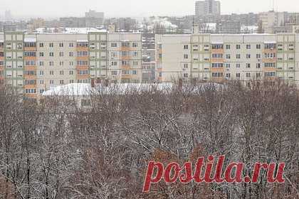 В российском городе 27 домов остались без отопления из-за аварии. Мэр Липецка Евгения Уваркина сообщила, что утром в городе произошла авария на сетях теплоснабжения, без отопления остались 27 многоквартирных домов.