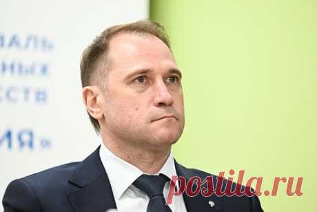В Минспорта высказались о смене гражданства российскими атлетами. Заместитель министра спорта России Алексей Морозов прокомментировал смену гражданства отечественными атлетами. «Мы хотим, чтобы спортсмены соревновались, выступали в составе сборной России, но врагом никого здесь не делаем, это личный выбор каждого спортсмена», — заявил он.