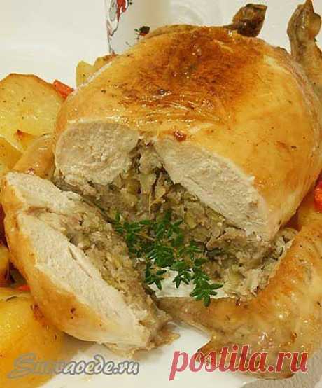 Праздничная фаршированная курица без костей.