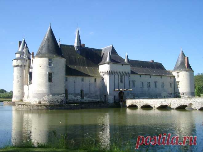 Замки Франции:Плесси -Бурре(Château du Plessis-Bourré)