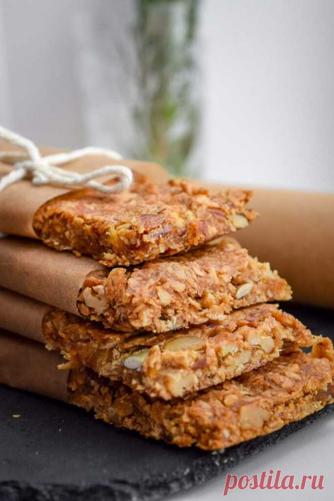 Овсяные батончики с сухофруктами - СделаемВкусно.ру
