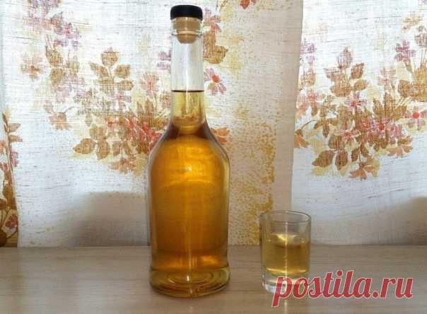 Яблочная настойка.

Готовимся к празднику в последний момент. Настойка за 10 дней. Да такая, что не стыдно подать на стол к Новому году:)

2 литра самогона 45 %
Показать полностью...